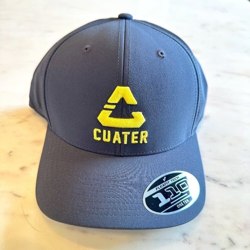 TravisMathew Hat Cuater Golf Flexfit Tech 110 I One Ten Gray Yellow Snapback NWT